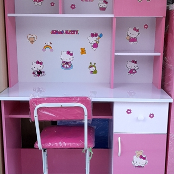 BỘ BÀN GHẾ HỌC CHO BÉ MÀU HỒNG