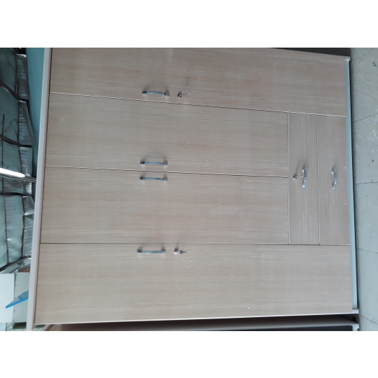 Tử 4 buồng màu gỗ xưa 