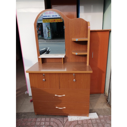 Bàn trang điểm giả gỗ