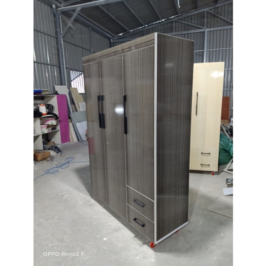 TỦ NHỰA FAMI PLAST 3 CÁNH XÁM